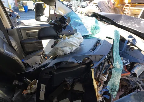 2018 Ram 1500 Night 4X4 6'4 Box from USA, damaged, VIN 1C6RR7UT5JS225537